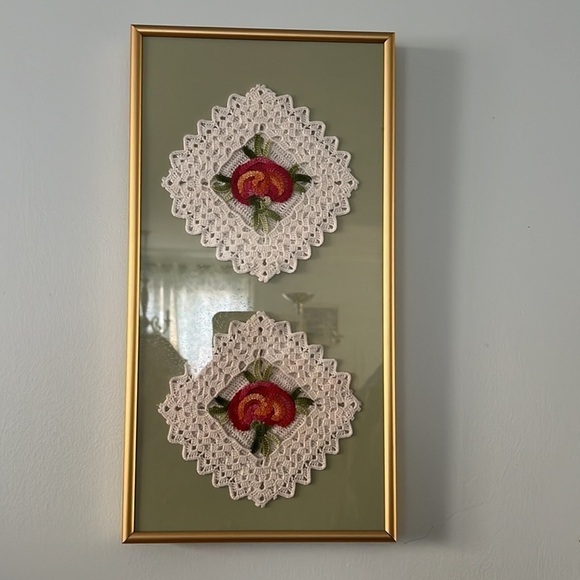 Vintage Professionally Framed Crochet Doilies Shabby Chic - Picture 5 of 11